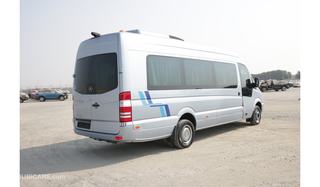 مرسيدس بنز سبرينتر 16 SEATER BUS