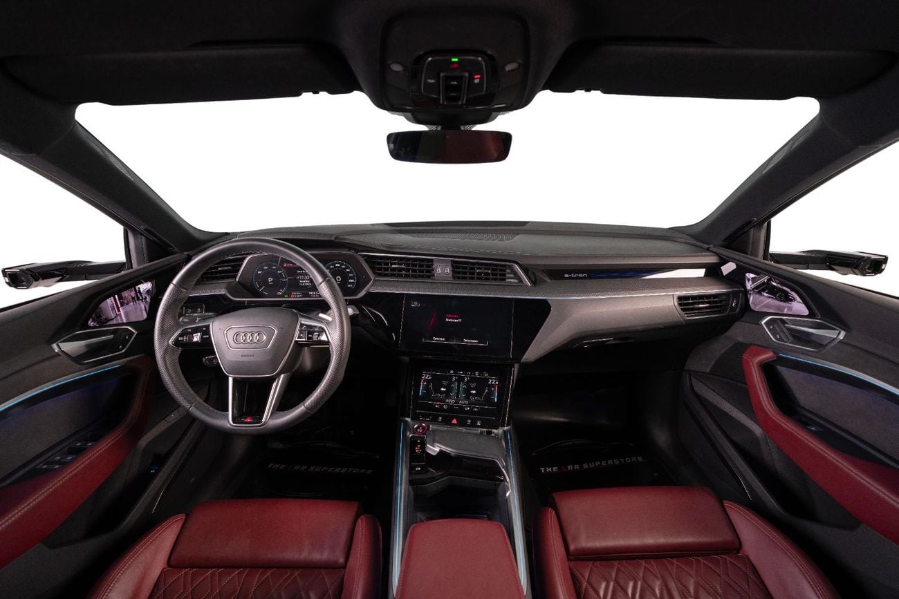 Audi etron 95 kWh Quattro SLine-GCC-Al Nabooda Warranty &amp; Service Package Until 11/2027