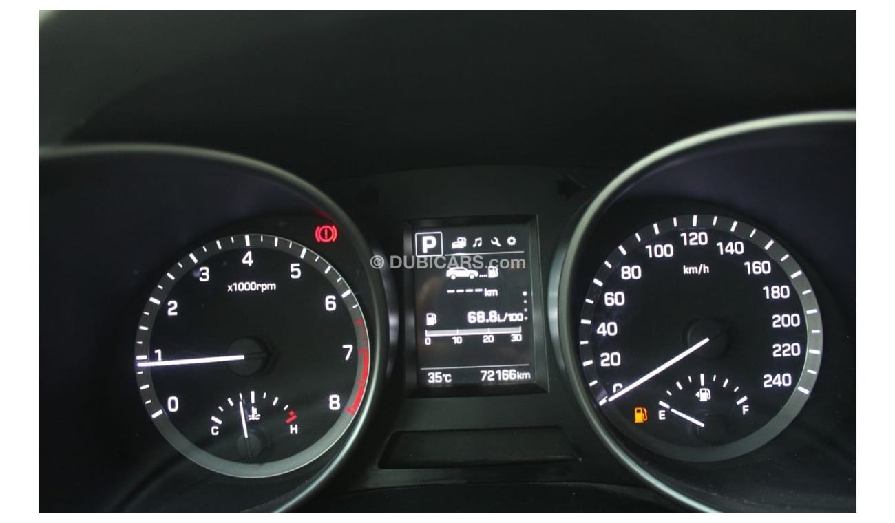 هيونداي سانتا في هيونداى سنتافى 2018 فضي 2.4 خليجي بحالة ممتازة بدون حوادث