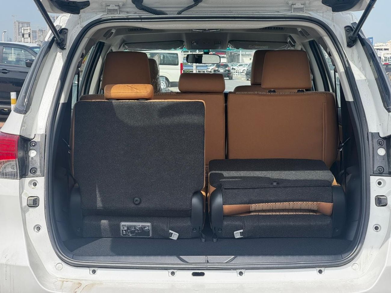 Toyota Fortuner 2026 TOYOTA FORTUNER 2.4L DIESEL A/T