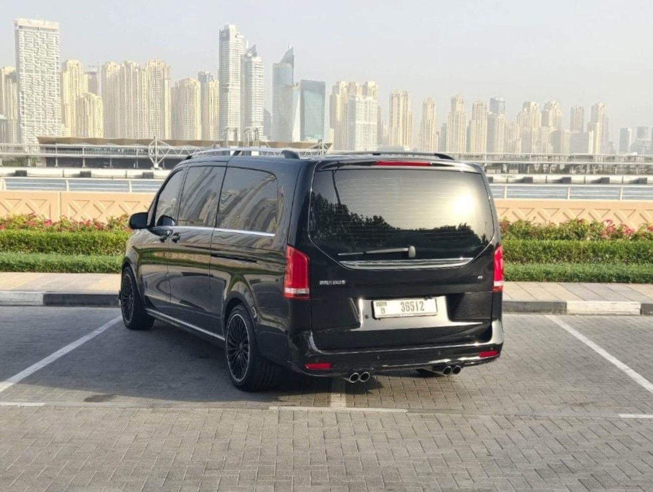 مرسيدس بنز V 250 2.0L in LEFT HAND DRIVE (LOCAL)