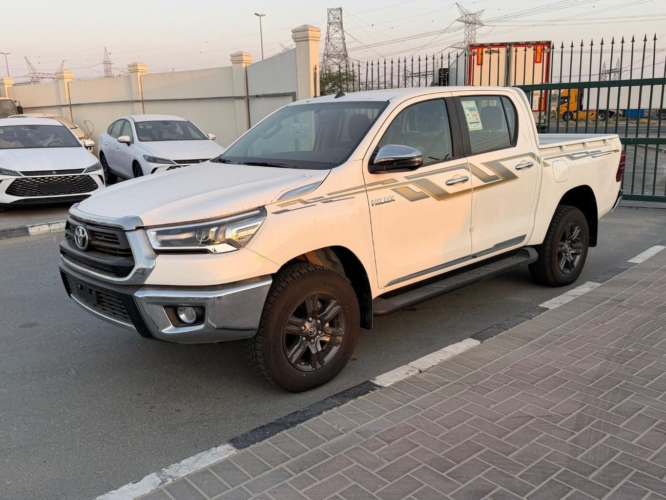 Toyota Hilux Hilux 2.7 AT 2025 GCC key start