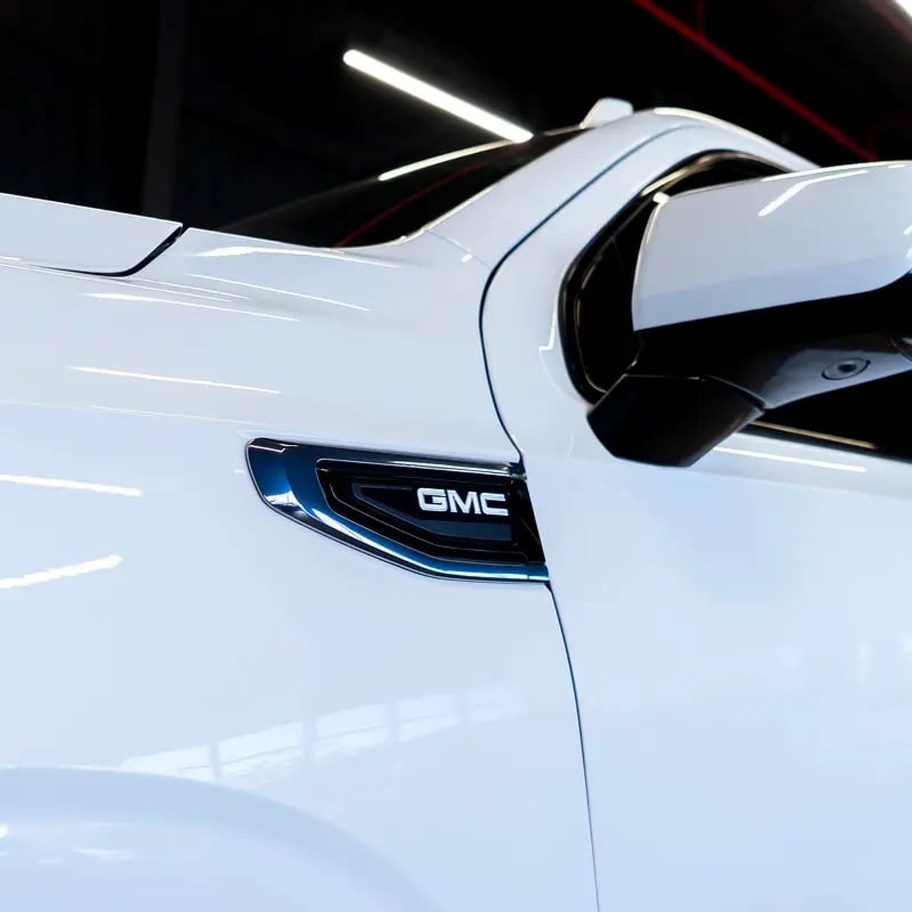 GMC Yukon AT4 5.3L 2,874 p.m • 0% Downpayment • AT4 • 1 Year Warranty