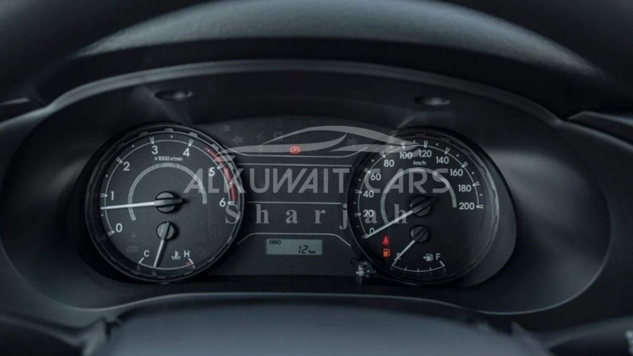 Toyota Hilux DC 2.4D MT 4X4 P.WINDOW MY2023 – WHITE