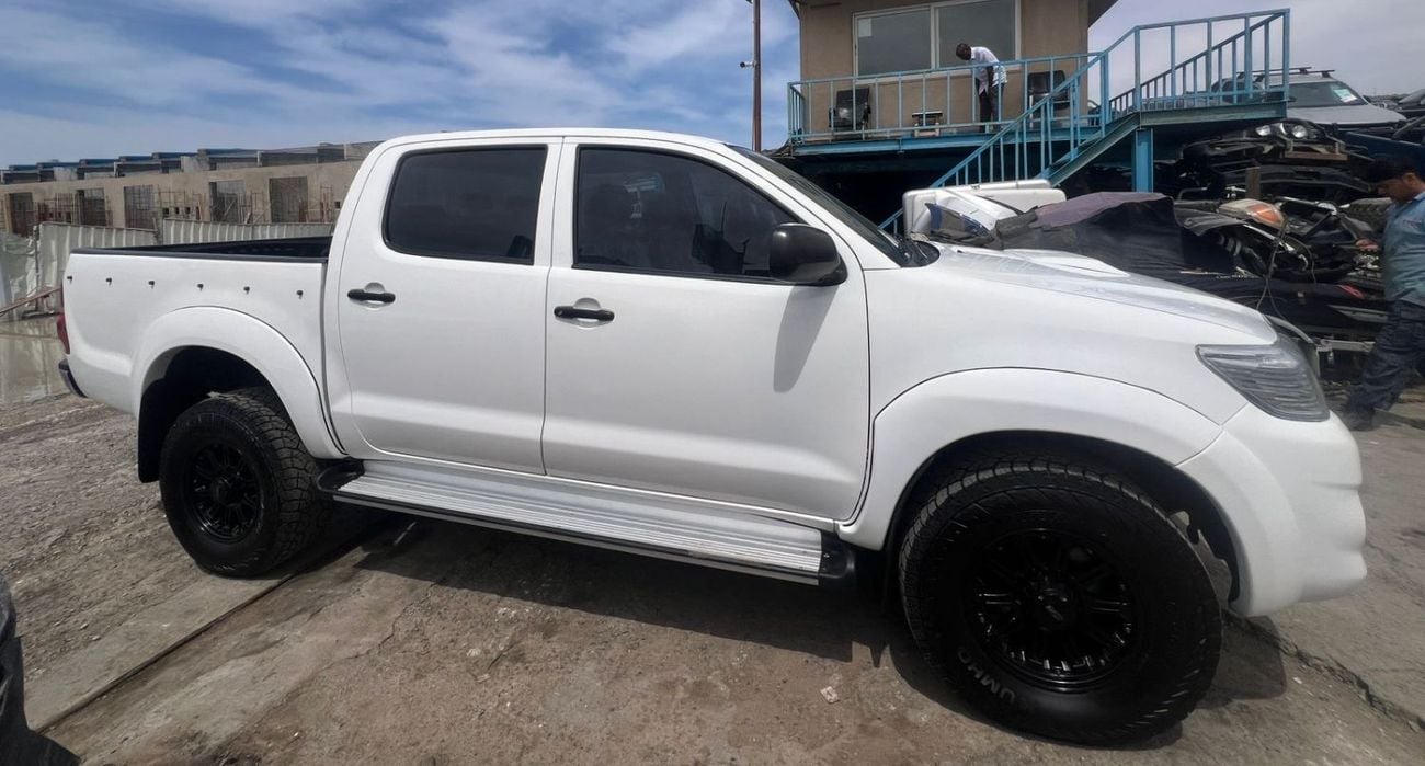 Toyota Hilux RIGHT HAND DRIVE ONLY FOR EXPORT