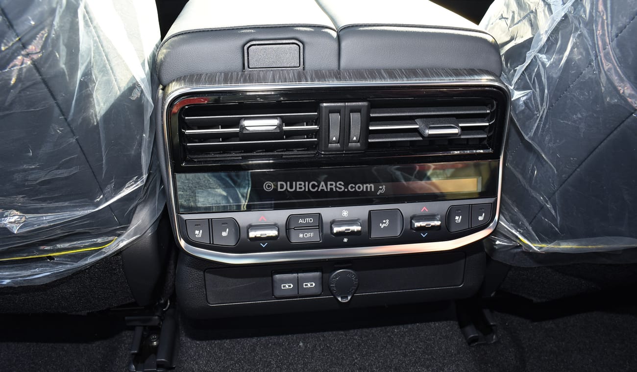 Toyota Land Cruiser VXR 3.5L TWIN TURBO