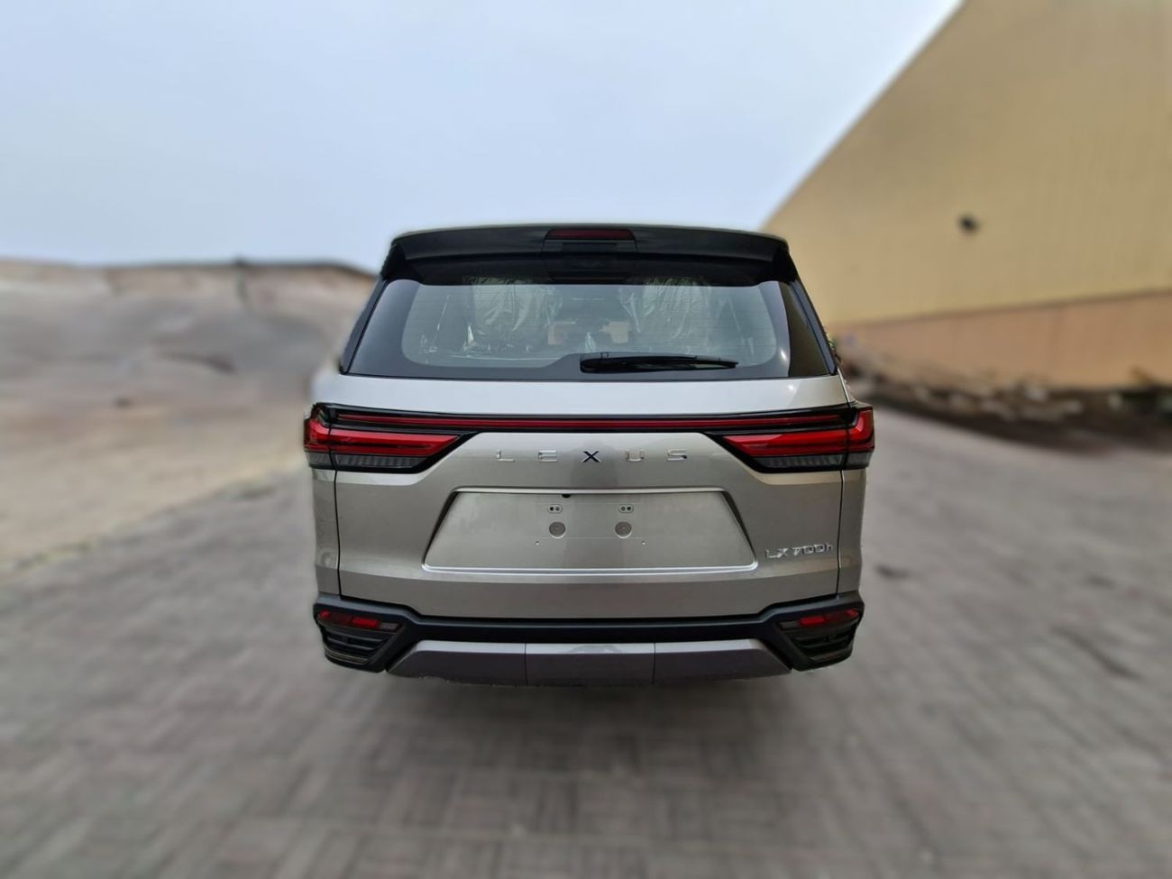 Lexus LX 700h LEXUS LX700h OVERTRAIL - 3.5L - HYB - AT - 2026 MY