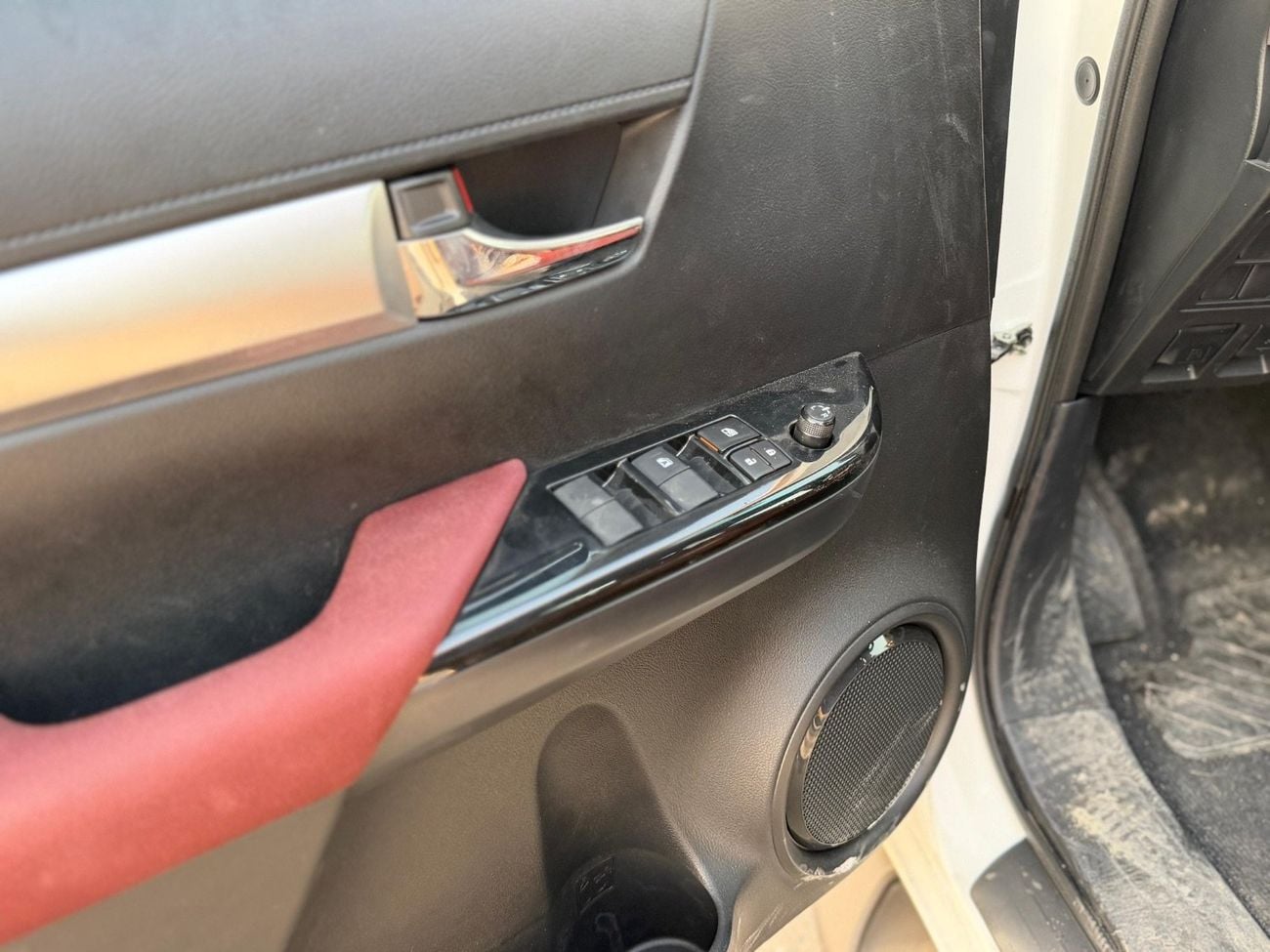 Toyota Hilux Hilux 2.7 AT 2025 GCC key start