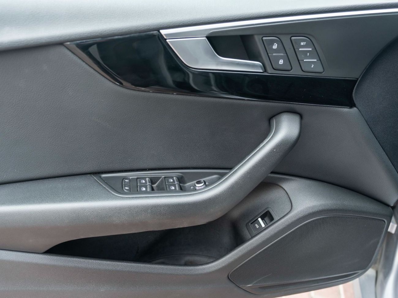 أودي A5 40 TFSI S Line 2.0L (190 HP)