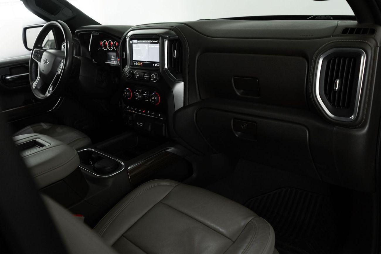 Chevrolet Silverado RST