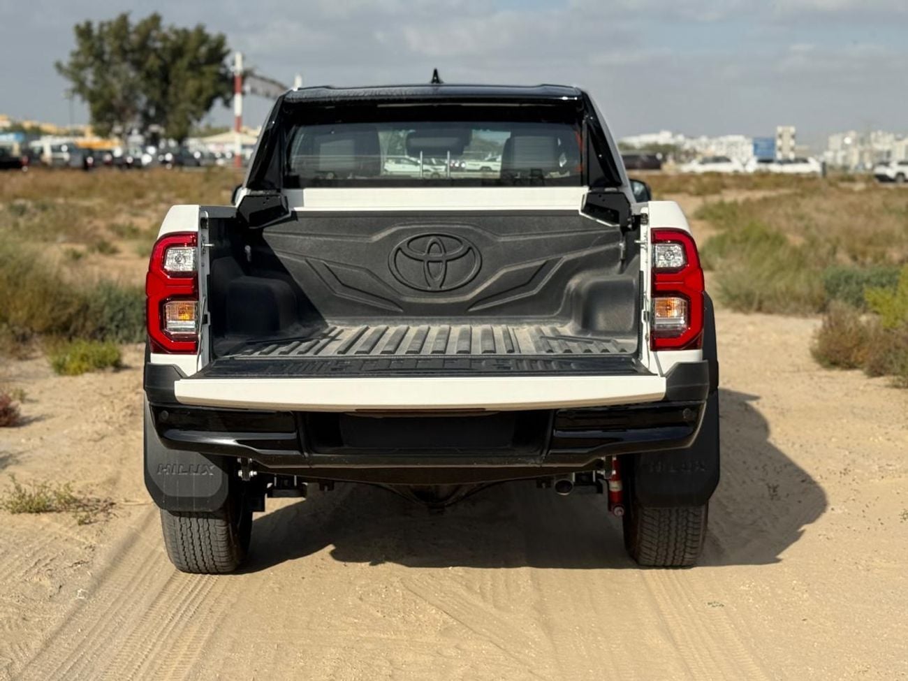 Toyota Hilux GR Sport 2.8L 09/SEPTEMBER PRODUCTION