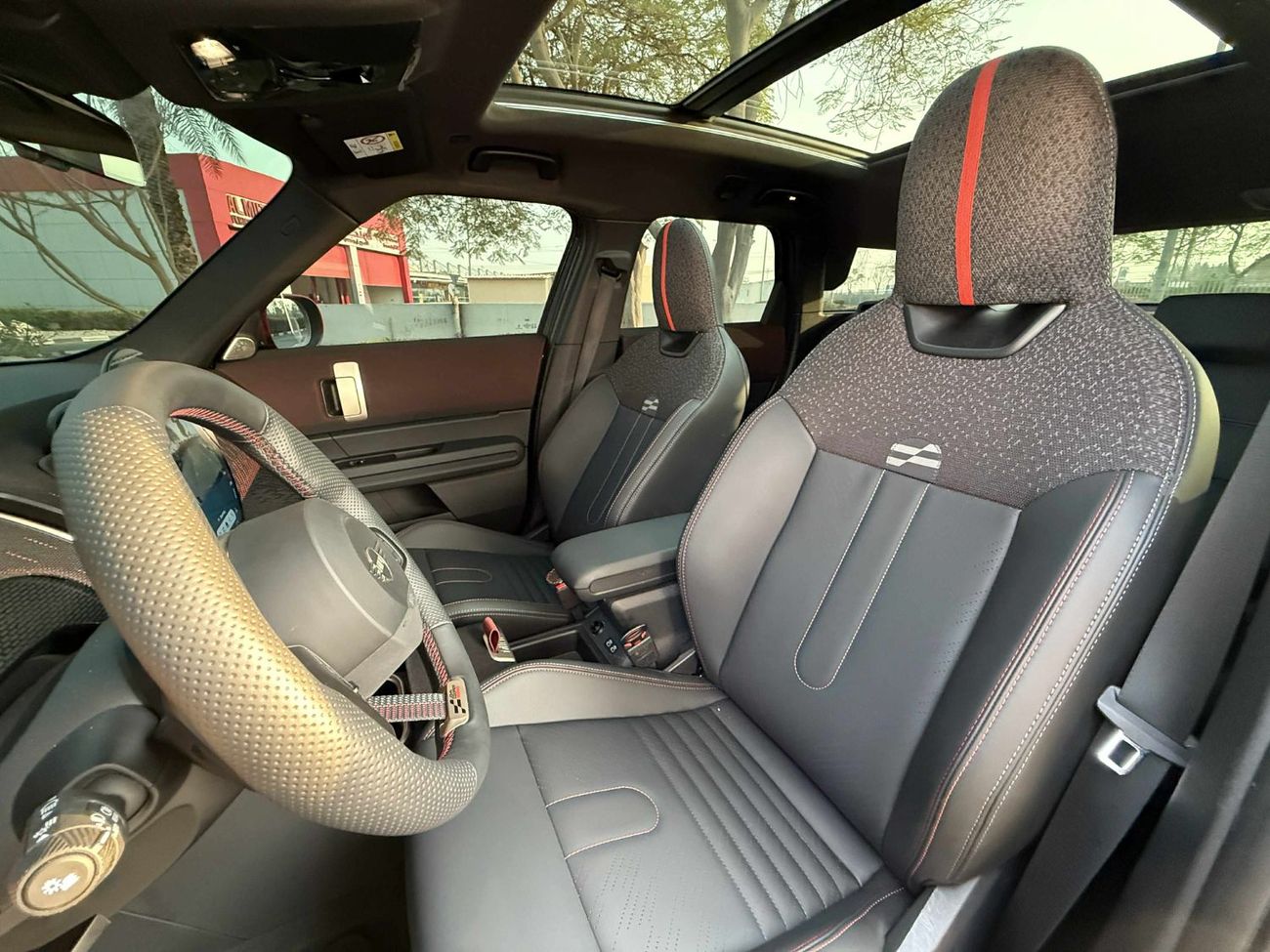 Mini Cooper Paceman GCC SPEC UNDER WARRANTY AND SERVICE