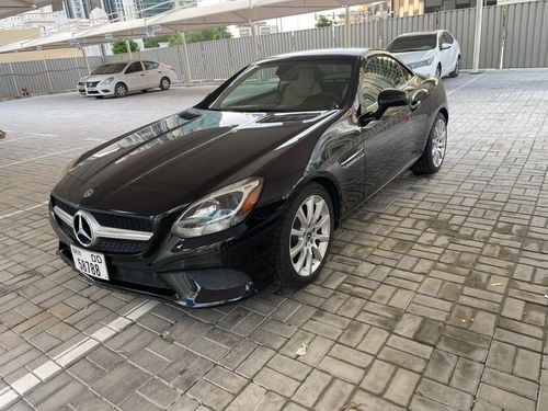 مرسيدس بنز SLC 300 Std 2.0L