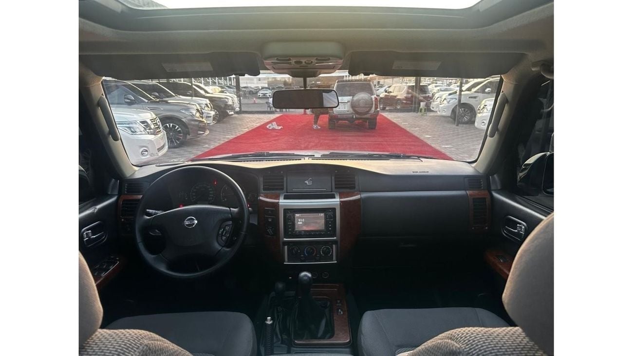 نيسان باترول HT سافاري