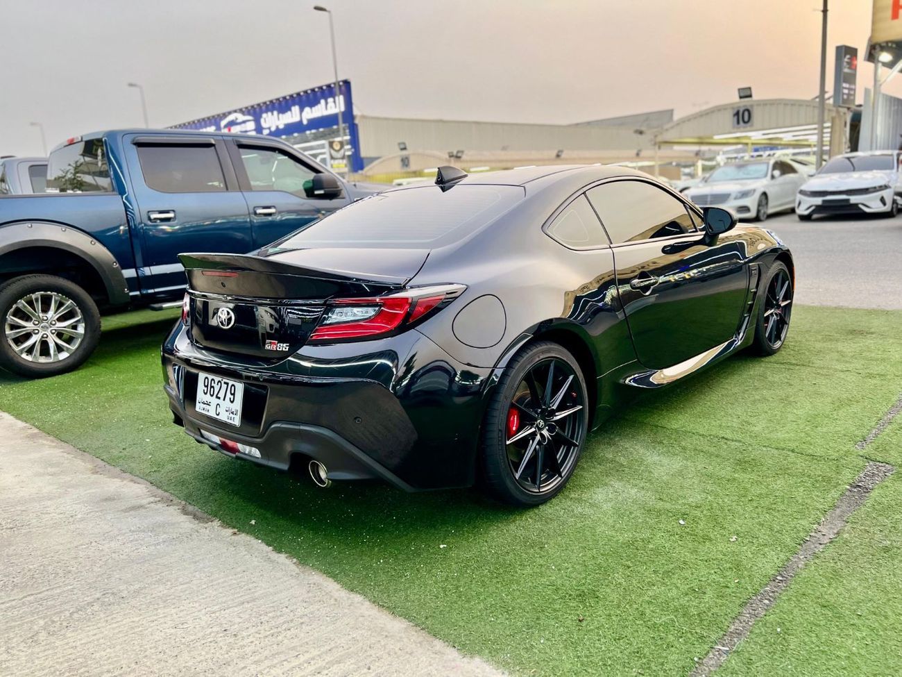 تويوتا 86 GR 2.4L A/T warranty one year bank financie available