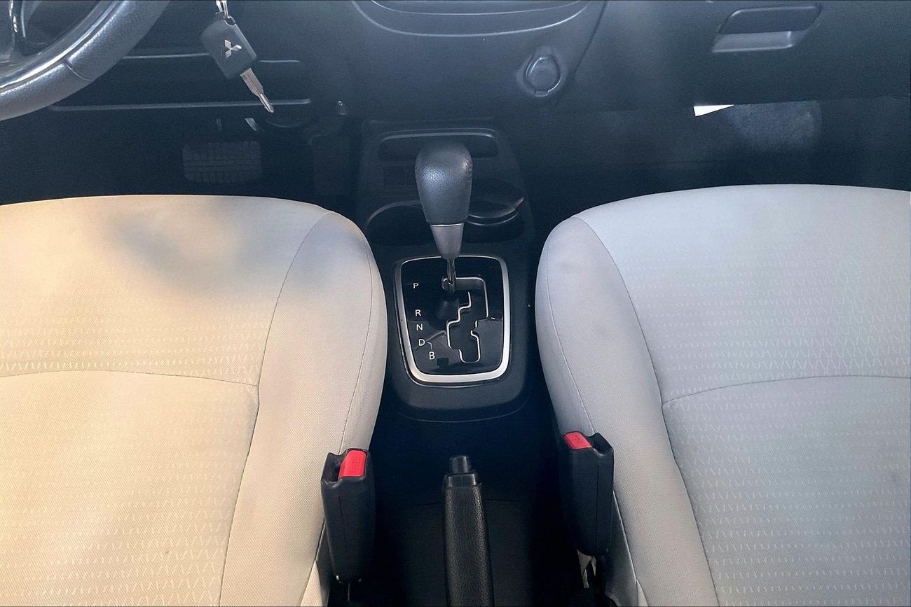 ميتسوبيشي اتراج GLX Full | شامل الضمان | 0 ﺪﻔﻋﺓ ﺃﻮﻟﻯ