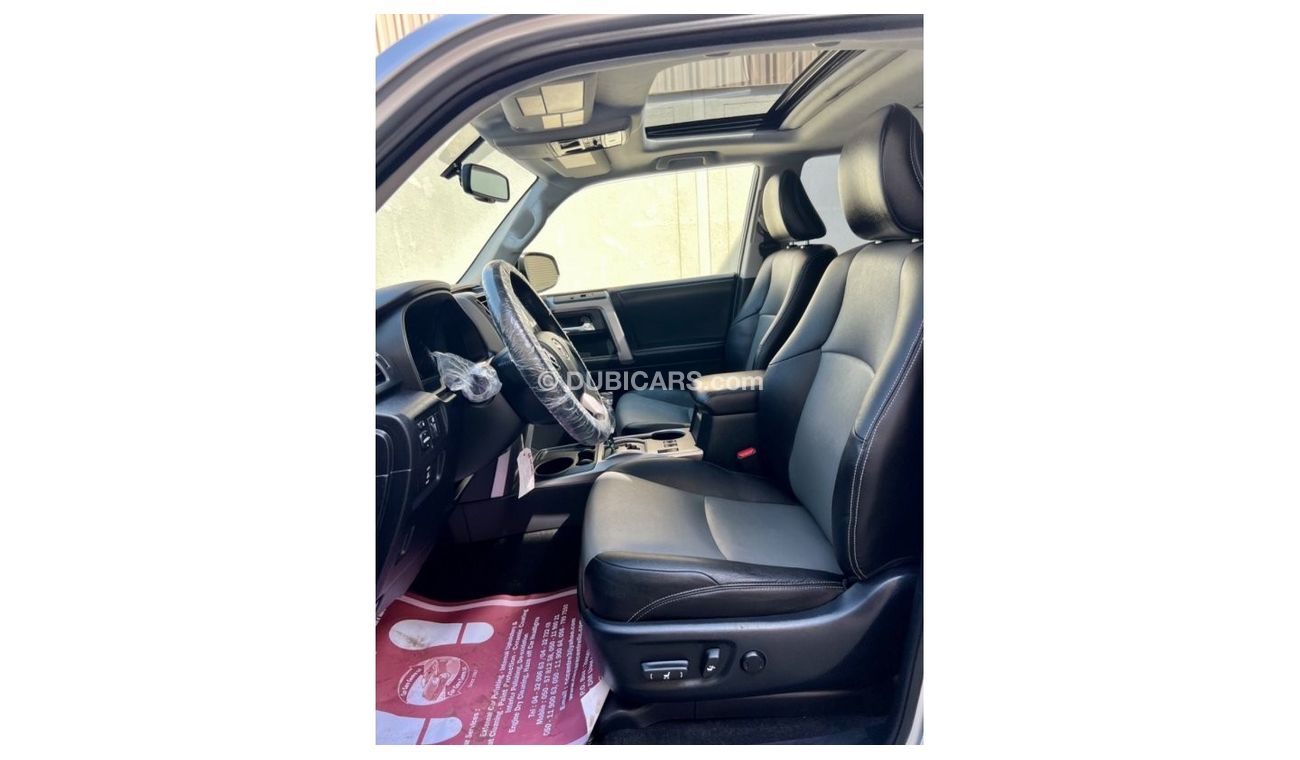 Toyota 4Runner 2016 SR5 PREMIUM 7 SEATS LEATHER SUNROOF USA IMPORTED - ONLY EXPORT