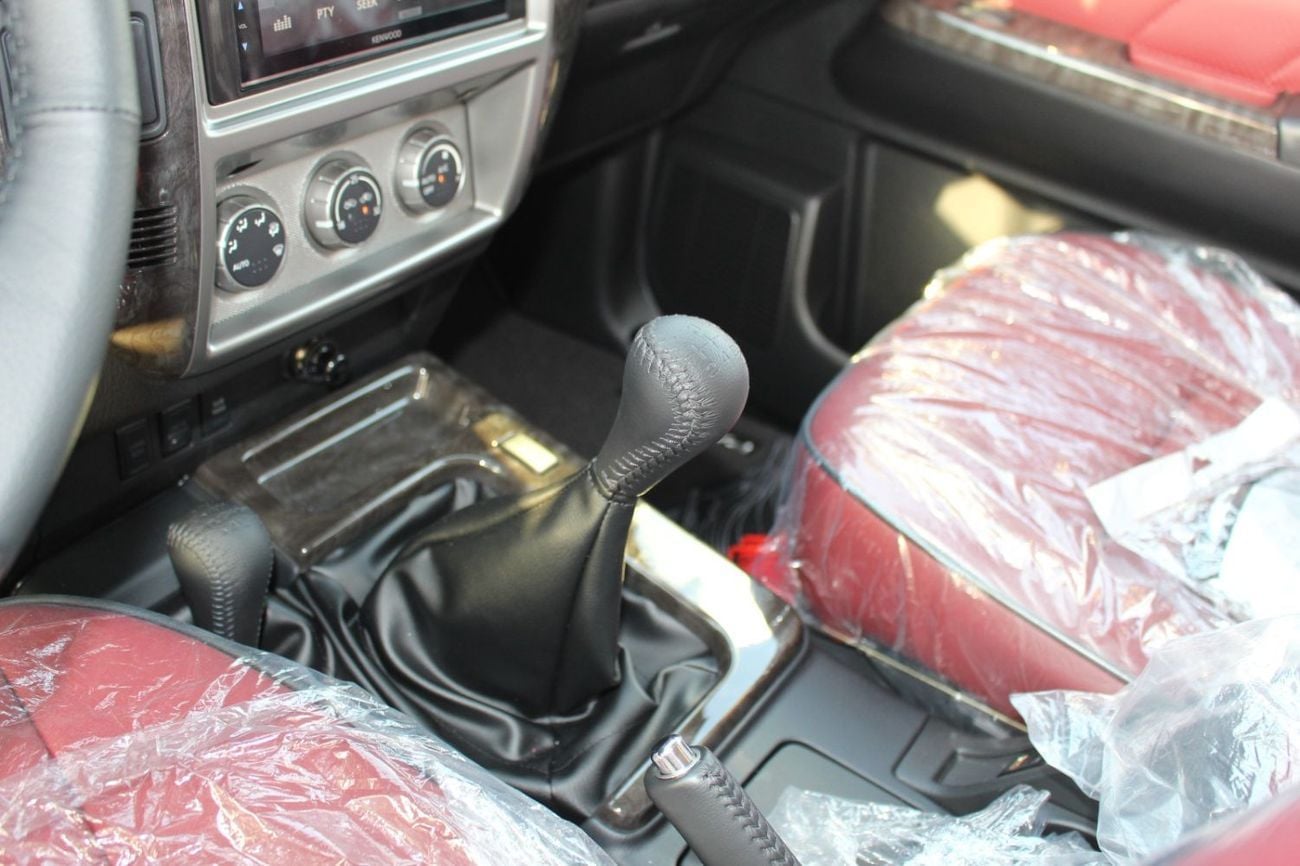 Nissan Patrol Super Safari Manual Gear |Brand New | Under Official Dealer Warranty | Full Option