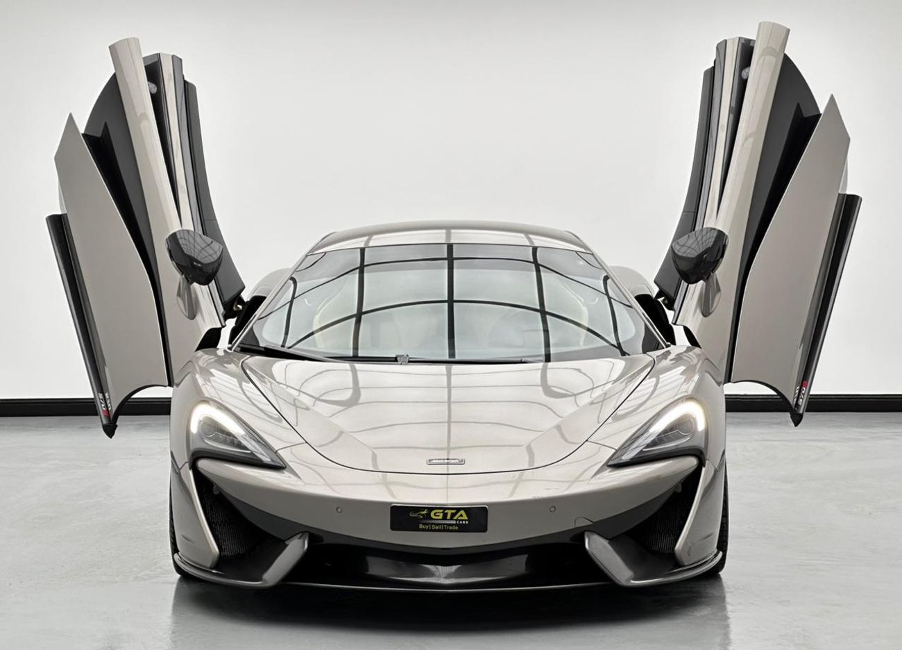 McLaren 570S 2017 McLaren 570s, Full Service History, Excellent Condition, GCC