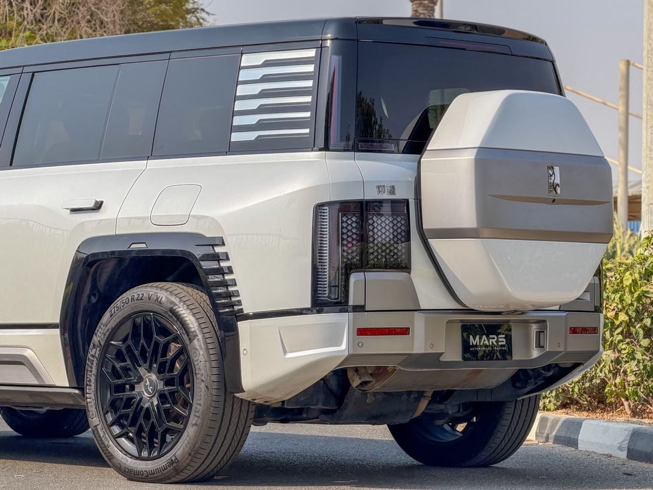 Yangwang U8 STANDARD USED 2024 YANGWANG U8 EREV | 2.0L 1,180 HP | 60000 KM | WARRANTY&SERVICE