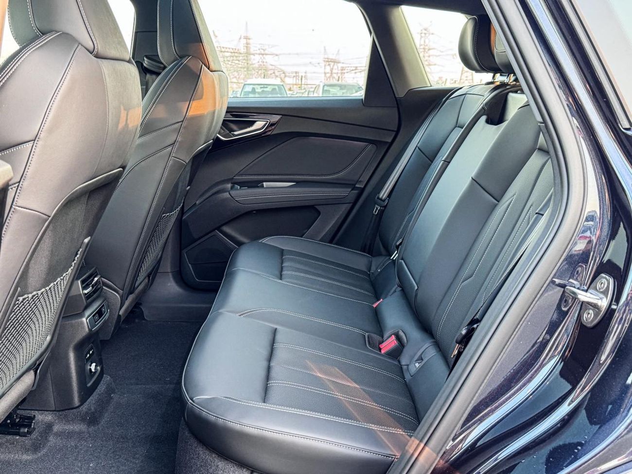 Audi Q4 etron 2025 | AUDI E-TRON Q4 TOP VERSION E/V