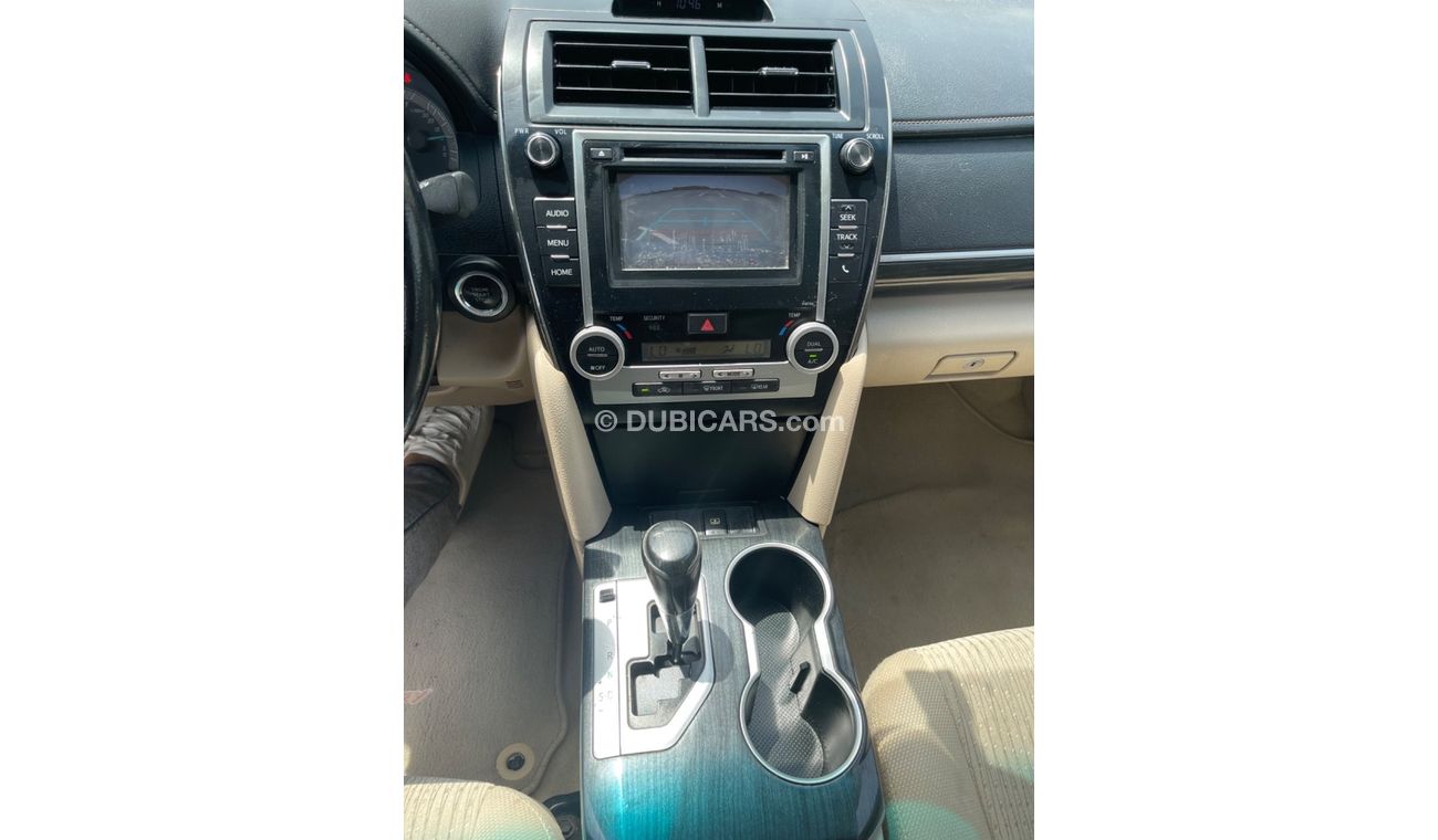 تويوتا كامري SE