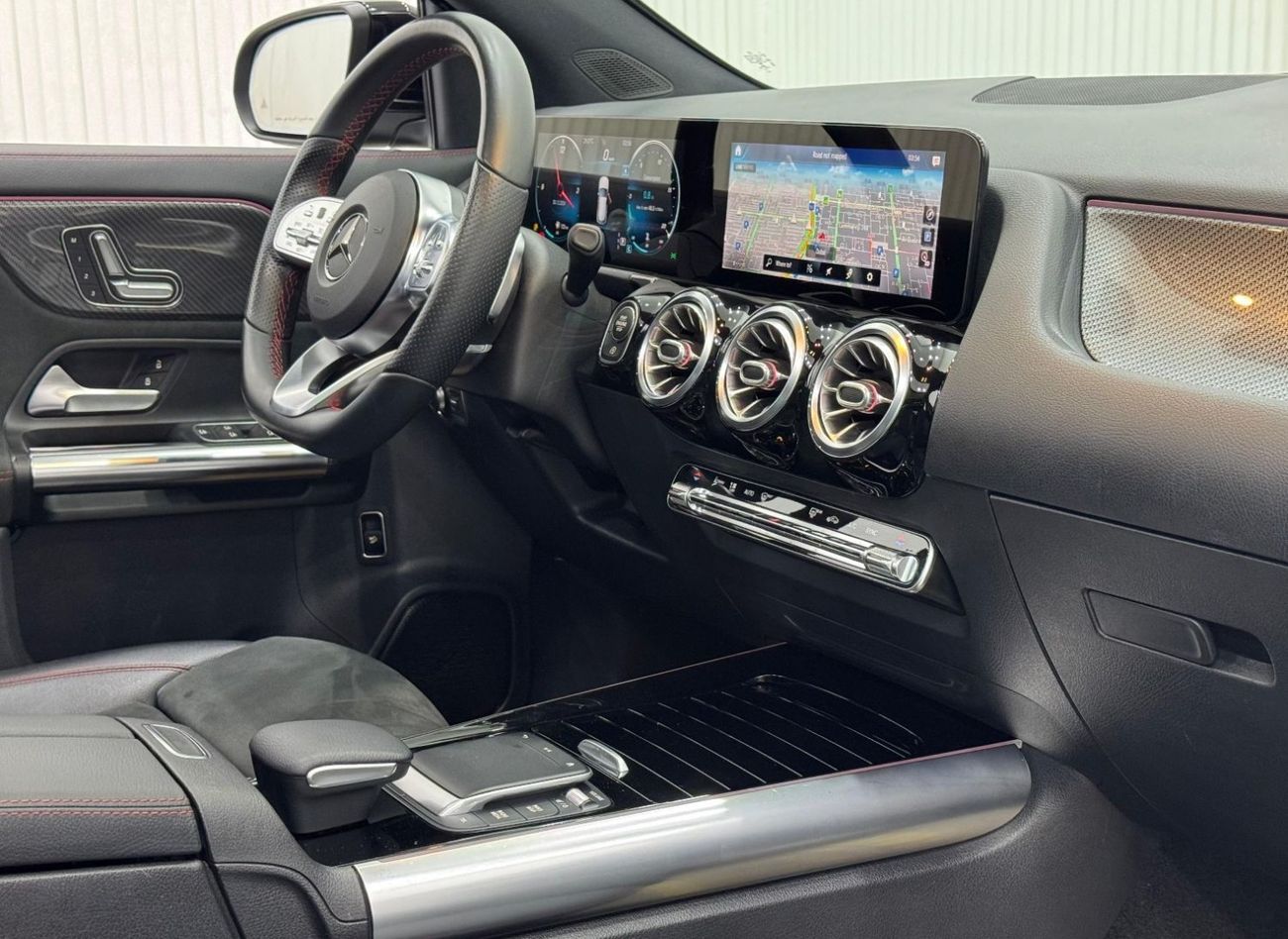 Mercedes-Benz GLA 200 AMG 1.3L 2021 Mercedes Benz GLA200 AMG, 2025 Mercedes Warranty, 2026 Mercedes Service Pack, Full Opt