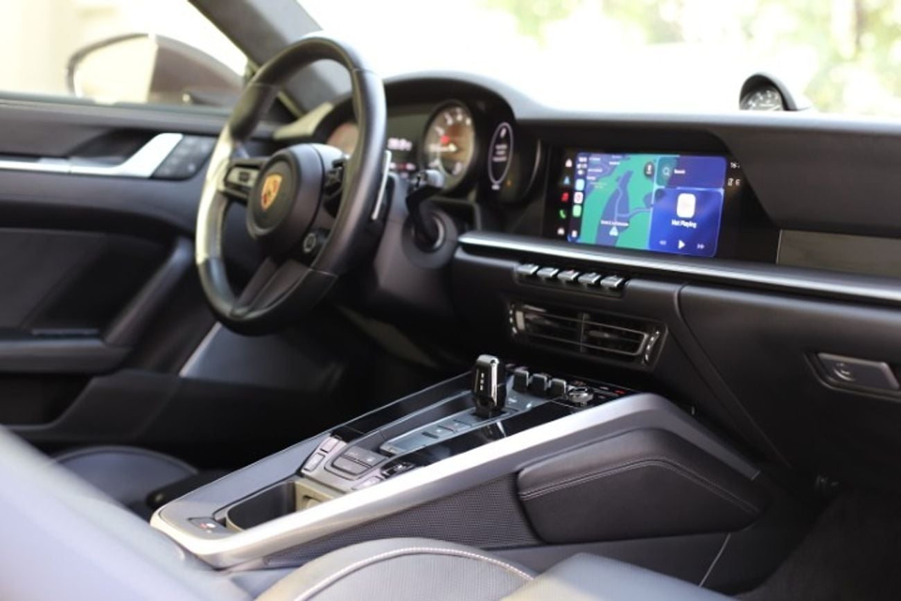 بورش 911 Turbo S 3.8L (640 HP) Coupe