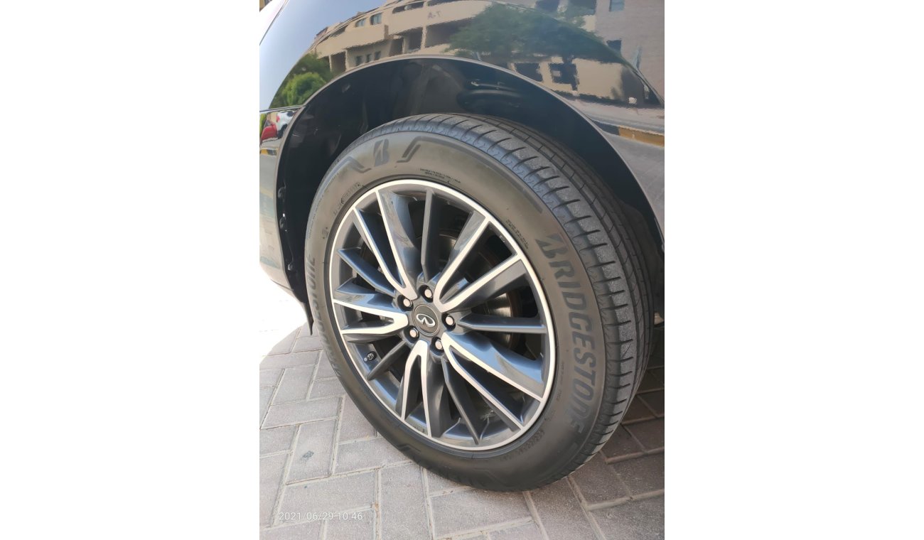 إنفينيتي QX60 V6 Full Option