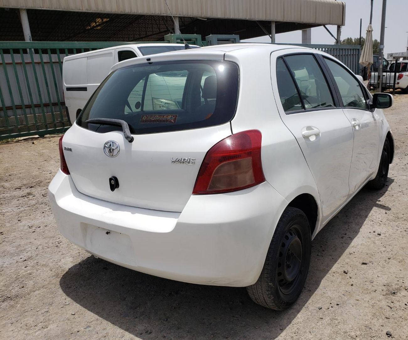 Toyota Yaris 1.5L, 14" Tyre, Xenon Headlights, Rear Wiper, Fabric Seats, Power Windows (LOT # TYH2007)