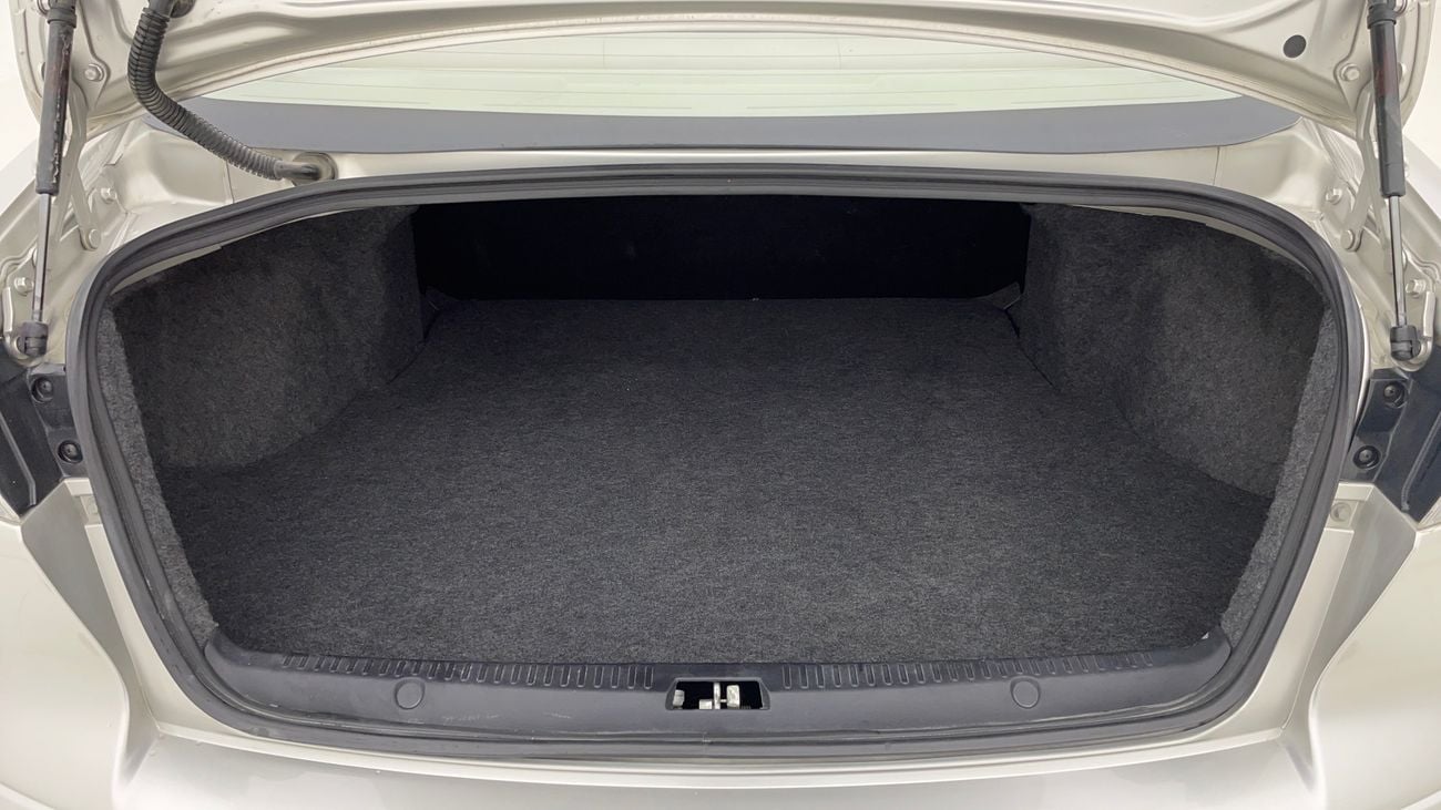 ميتسوبيشي لانسر GLX LOWLINE 2 | بدون دفعة مقدمة | اختبار القيادة في المنزل