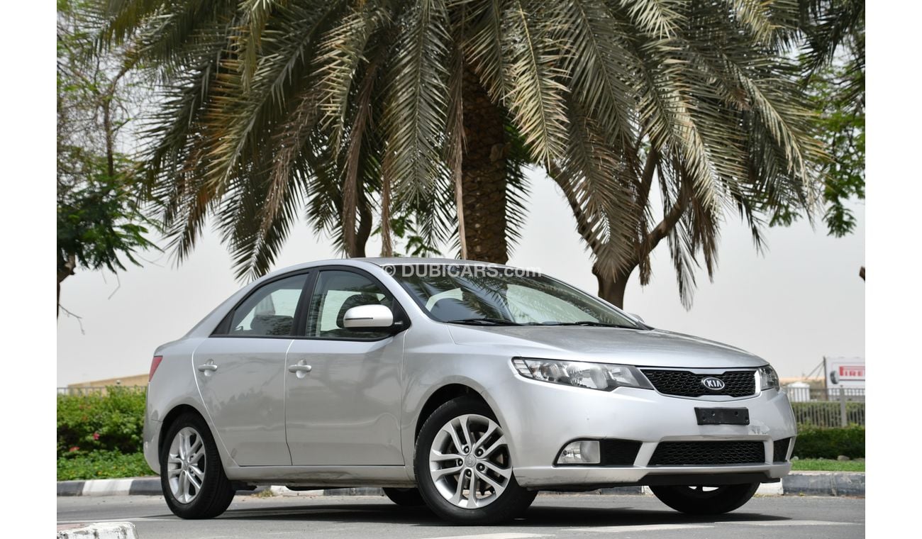 كيا سيراتو KIA CERATO - 2013 - 4 CYLINDER - 1.6L - GOOD CONDITION -