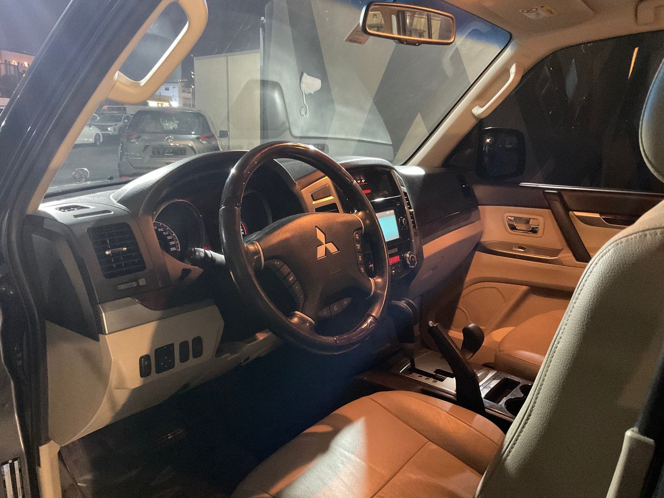 ميتسوبيشي باجيرو GLS Highline | شامل الضمان | 0 ﺪﻔﻋﺓ ﺃﻮﻟﻯ