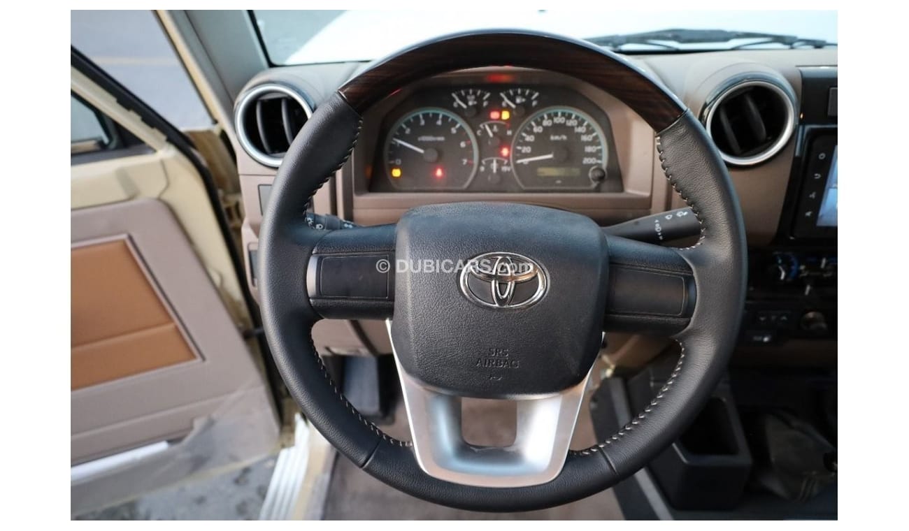 Toyota Land Cruiser Pick Up PICKUP 70th LX2 TOYOTA_LANDCRUIDER_LC_PICKUP_4.0L_2022_70TH_FULL_OPTIONS