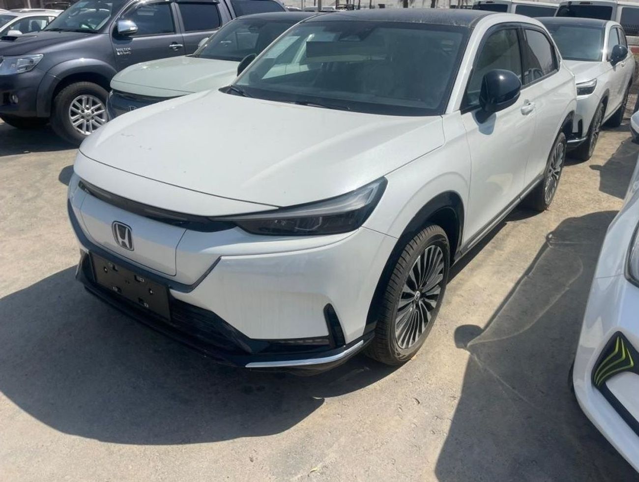 هوندا e:NS1 2023 Honda E:NS1 Electric Engine Full option Automatic Zero KM