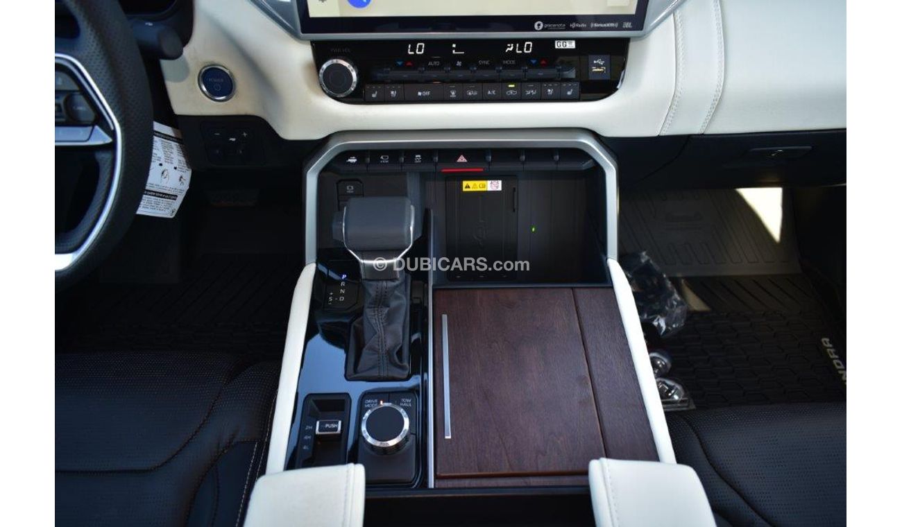 تويوتا تاندرا Crew Max Capstone