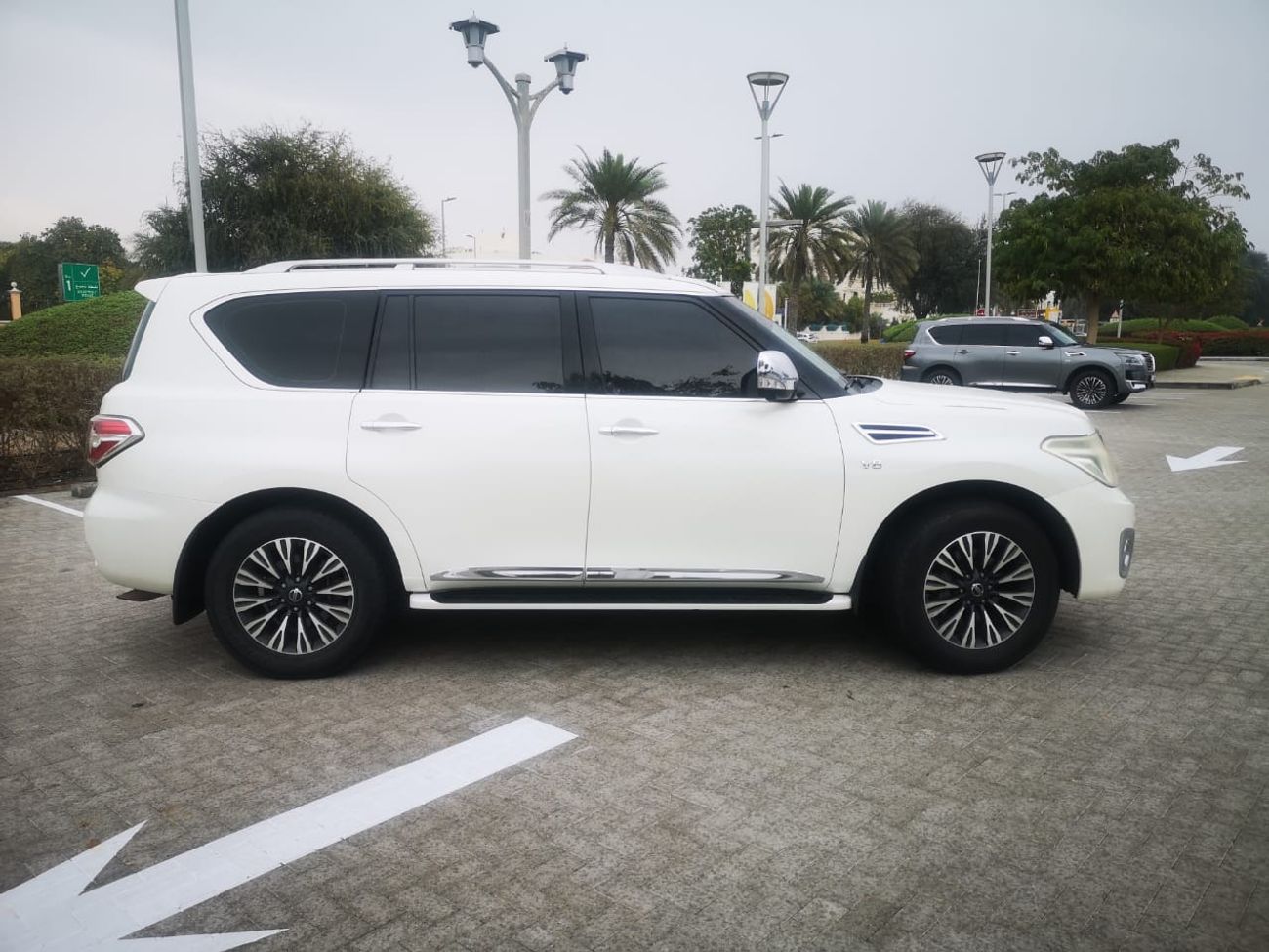 Nissan Patrol LE Platinum City 5.6L