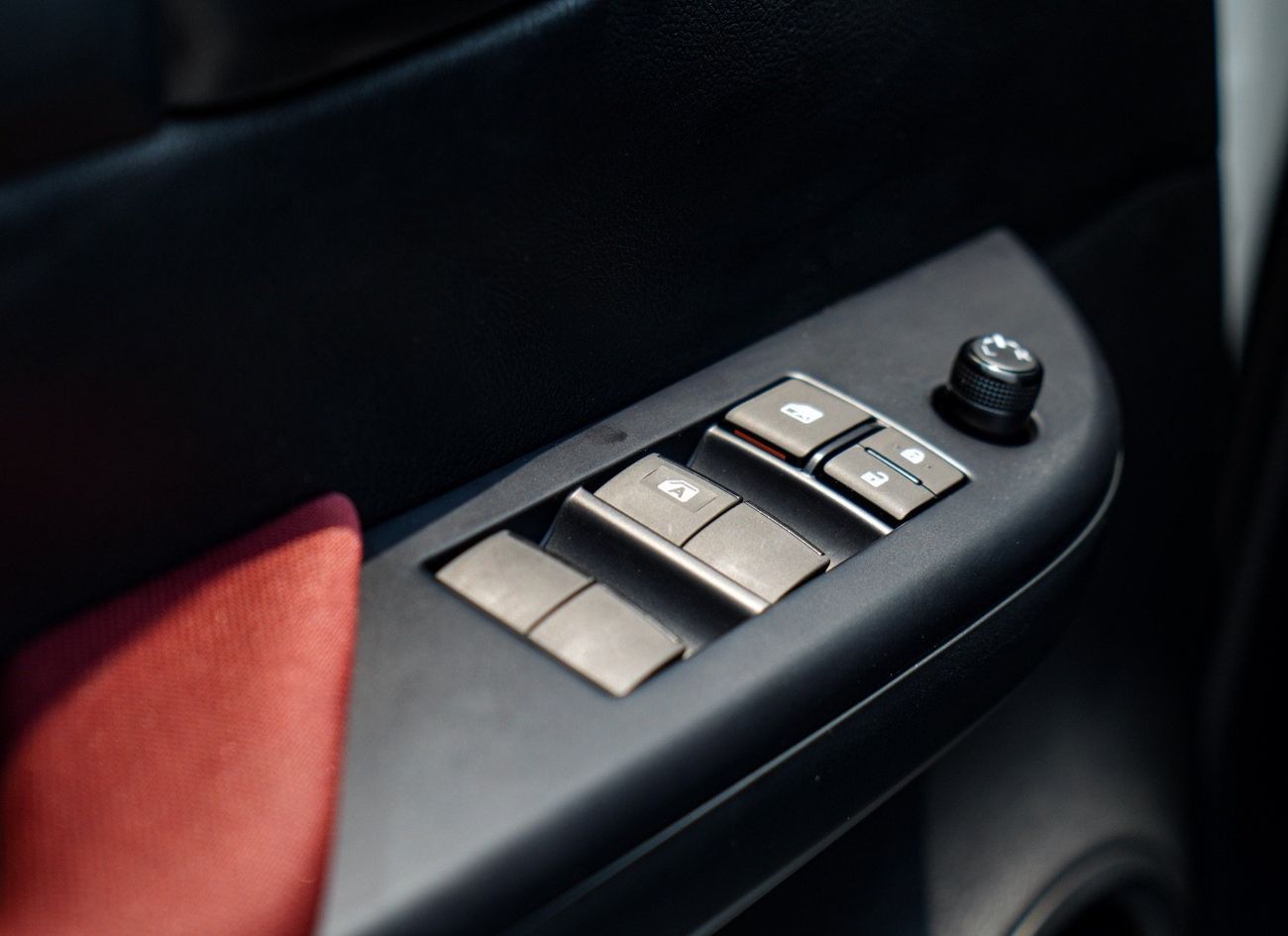 تويوتا هيلوكس Hilux 2.4 Diesel || Power windows || 2026