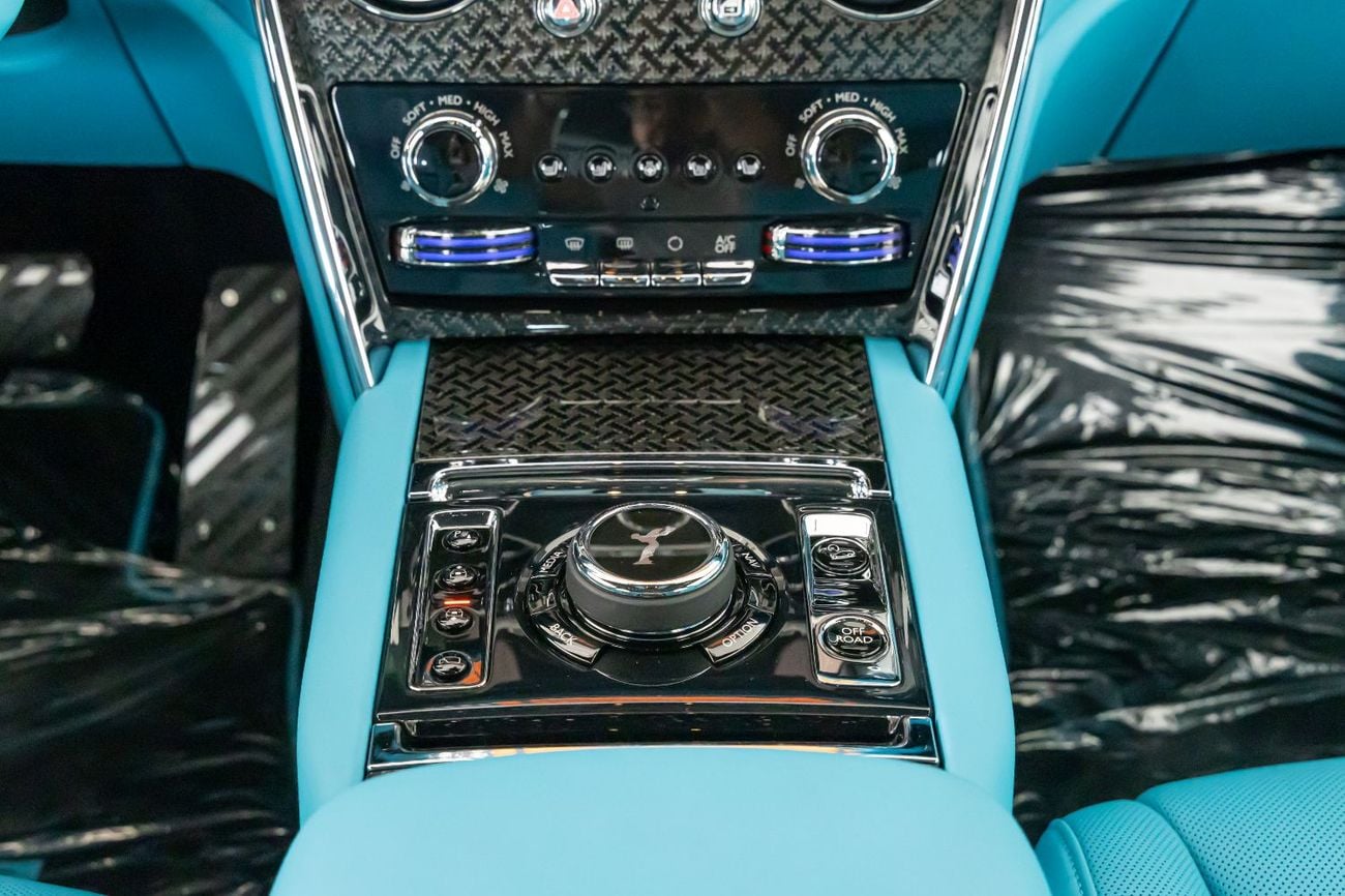Rolls Royce Cullinan BLACK BADGE 2026 Rolls-Royce Cullinan | Original Mansory | Full Carbon | Exclusive Blue Interior