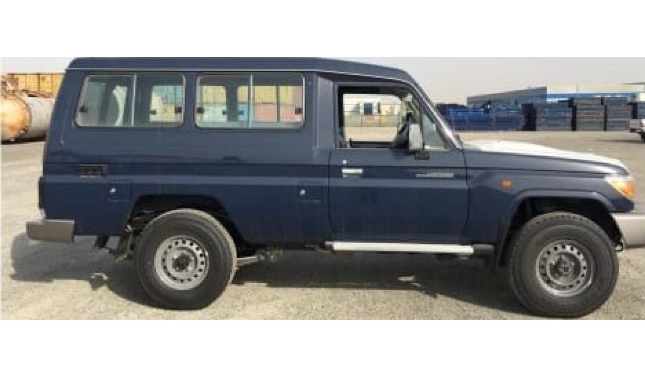 Toyota Land Cruiser hard top 3 door