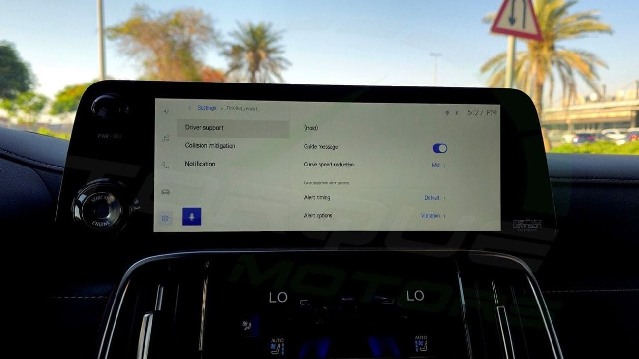 لكزس LX 700h SIGNATURE ( Only For Export ) BH 3.5TT V6 Hybrid AWD GCC 2026 BRAND NEW