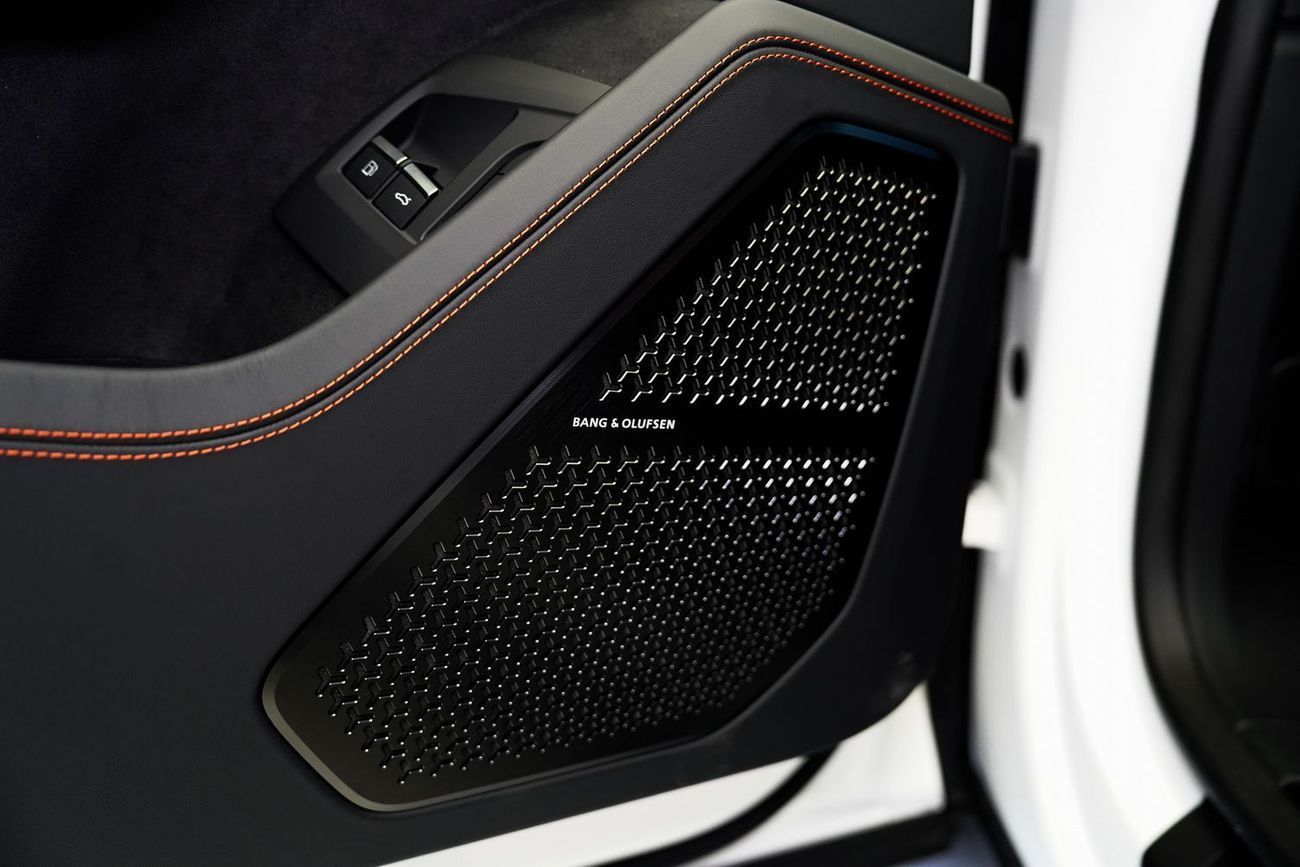 لامبورغيني اوروس STD 4.0T V8