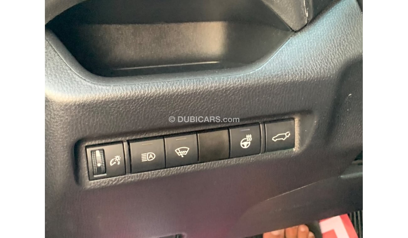 Toyota RAV4 2021 TOYOTA RAV4 XLE HYBRID