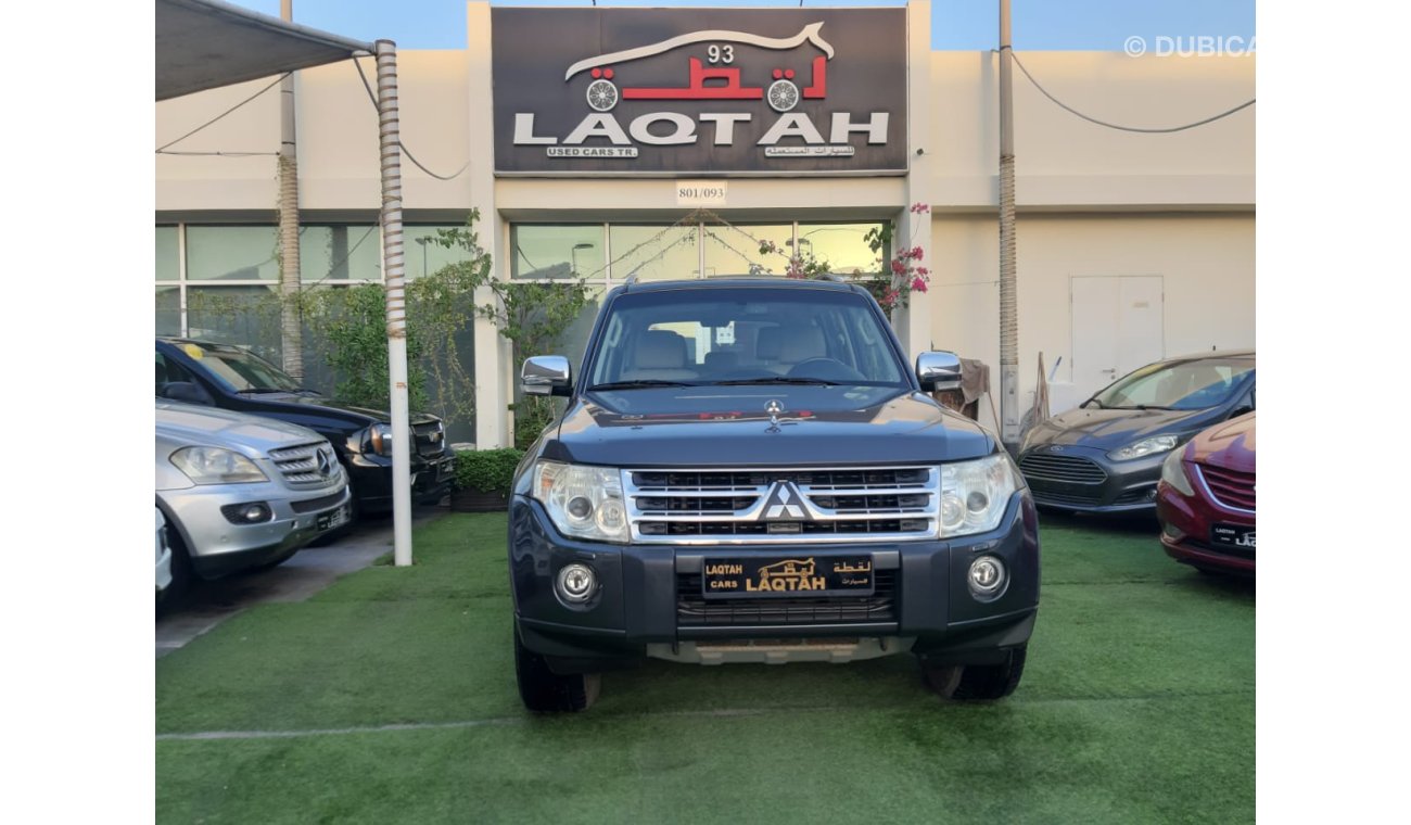 Mitsubishi Pajero Gulf - number one - hatch - leather - cruise control - alloy wheels - sensors - rear spoiler - in ex