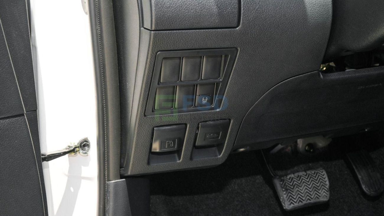 Toyota Hilux Toyota Hilux 2.7L Petrol 4WD A/T DC GLXS-G MY-2024