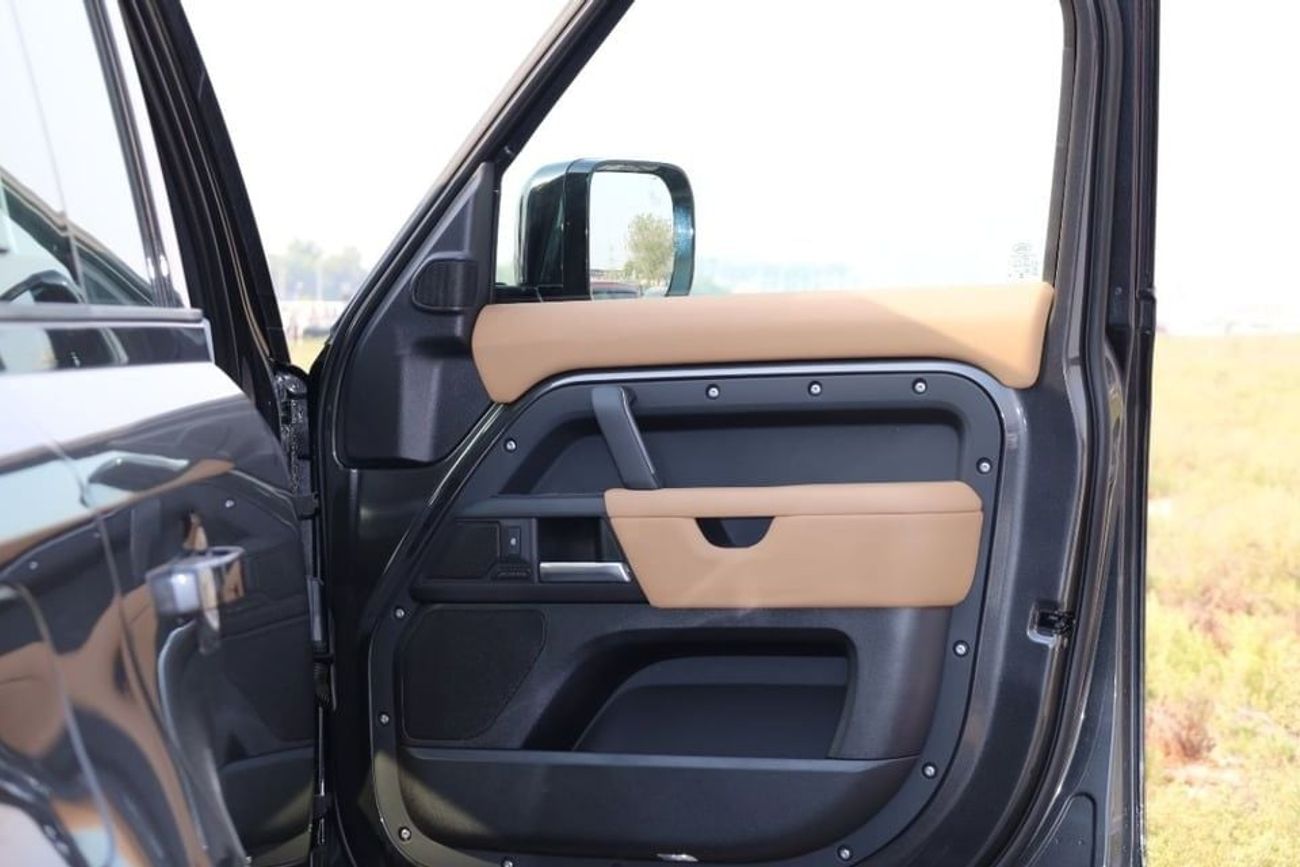 Land Rover Defender LANDROVER DEFENDER X-DYNAMIC 3.0 L 5DR