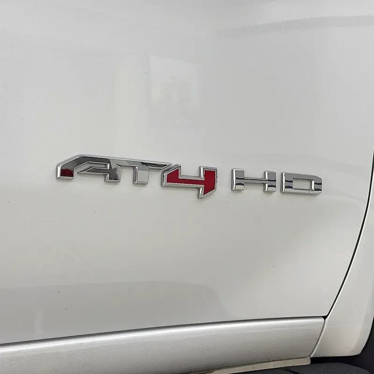 GMC Sierra 2500 HD Denali 6.0L Single Cab Utility RWD 2500 HD AT4 - DIESEL