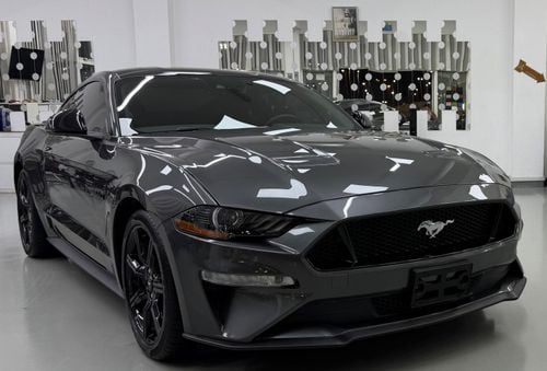 Ford Mustang GT Premium 5.0L V8