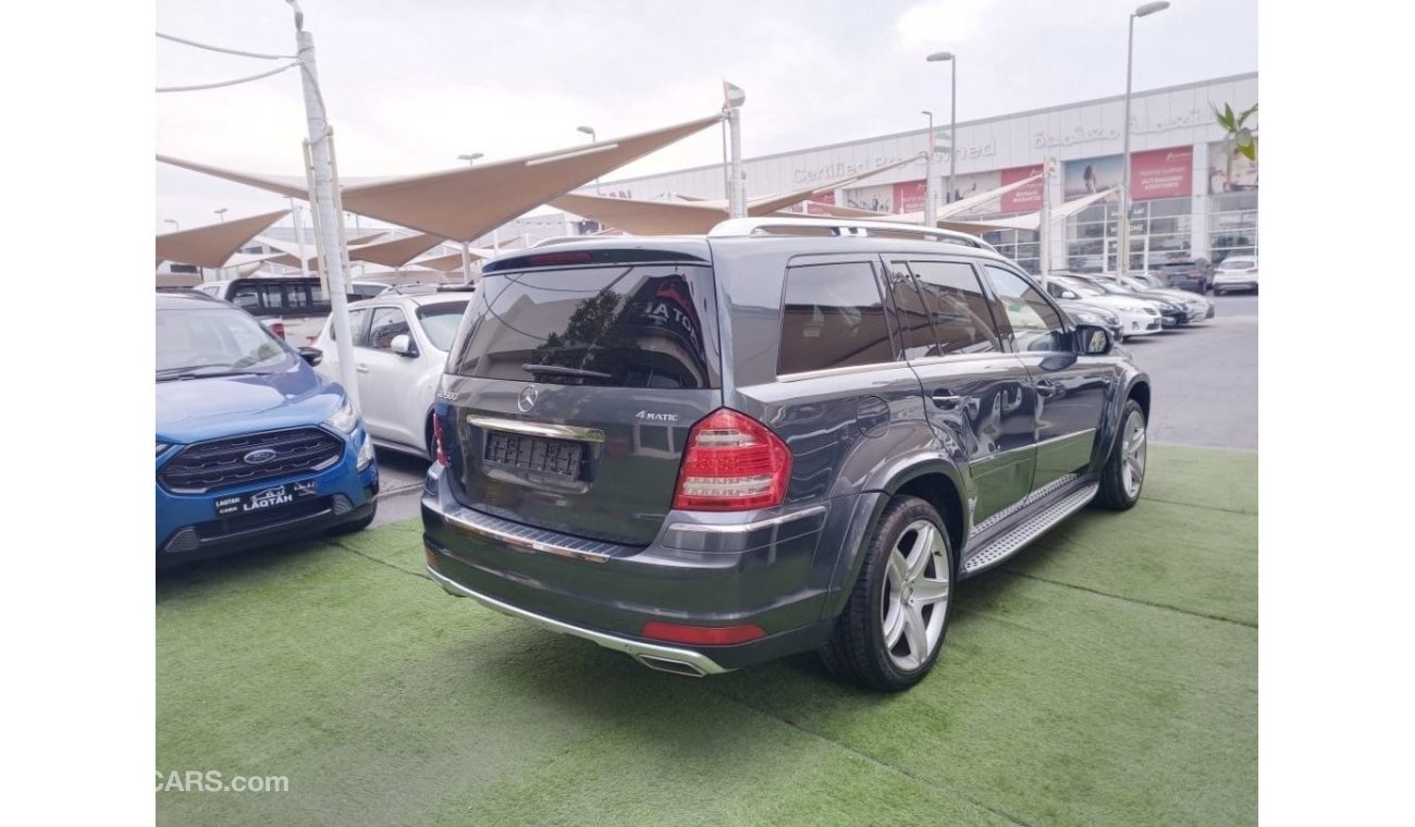 Mercedes-Benz GL 500 Gulf model 2010, leather panorama, cruise control, sensor wheels, in excellent condition, you do not