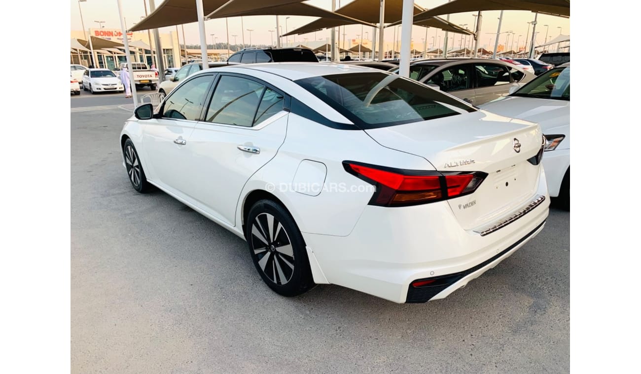 Nissan Altima SV